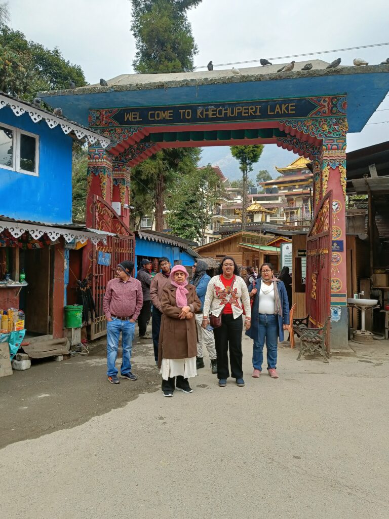 khechuperi lake